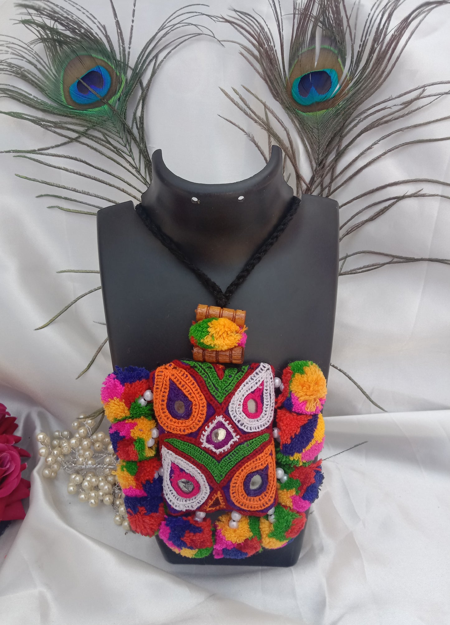 KUTCHI WORK JEWELLERY